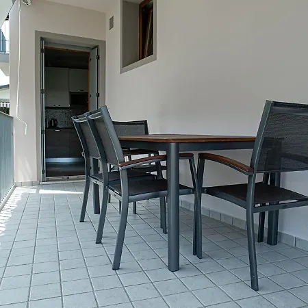 Rosselli Apartman
