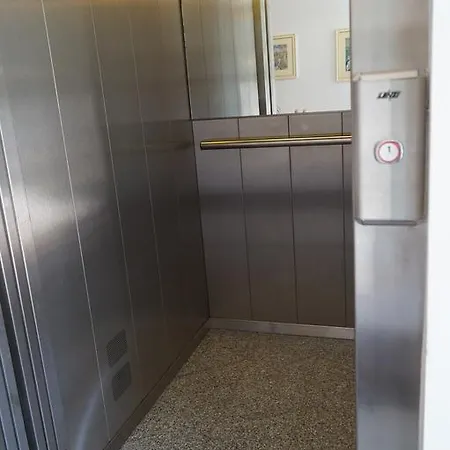 Apartman Rosselli *