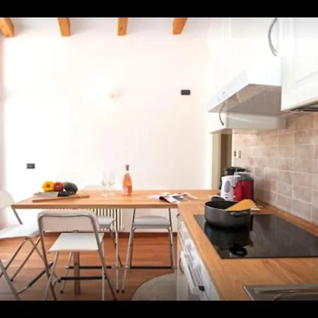 Rosselli Apartman *