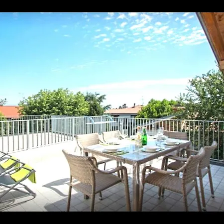 Rosselli Apartman Sirmione